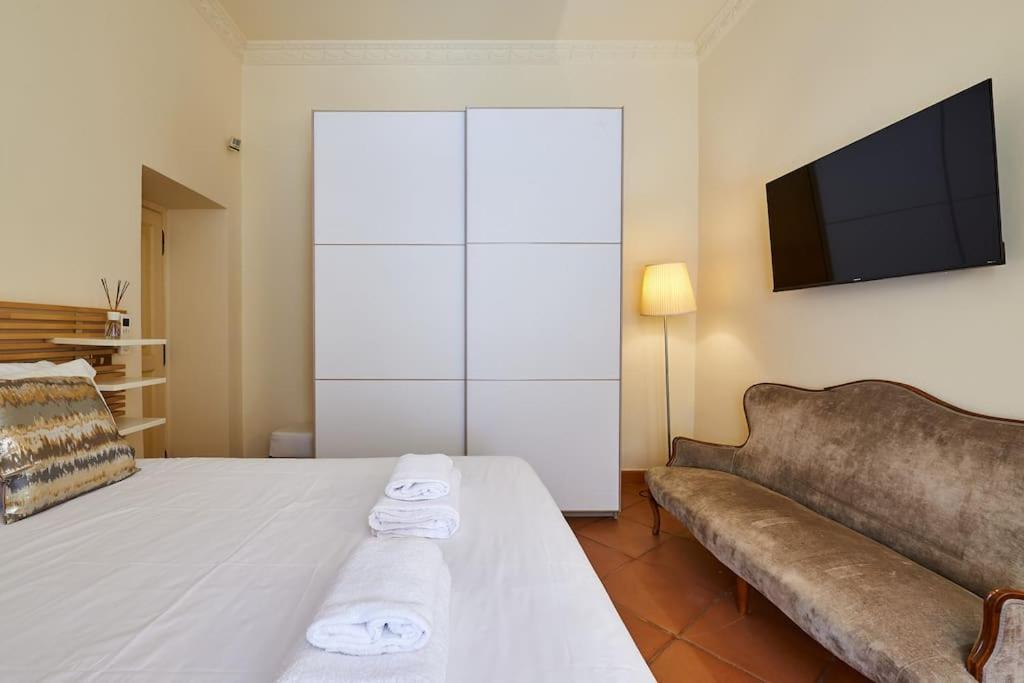 Irex - Cavour Private Apartment Рим Екстериор снимка